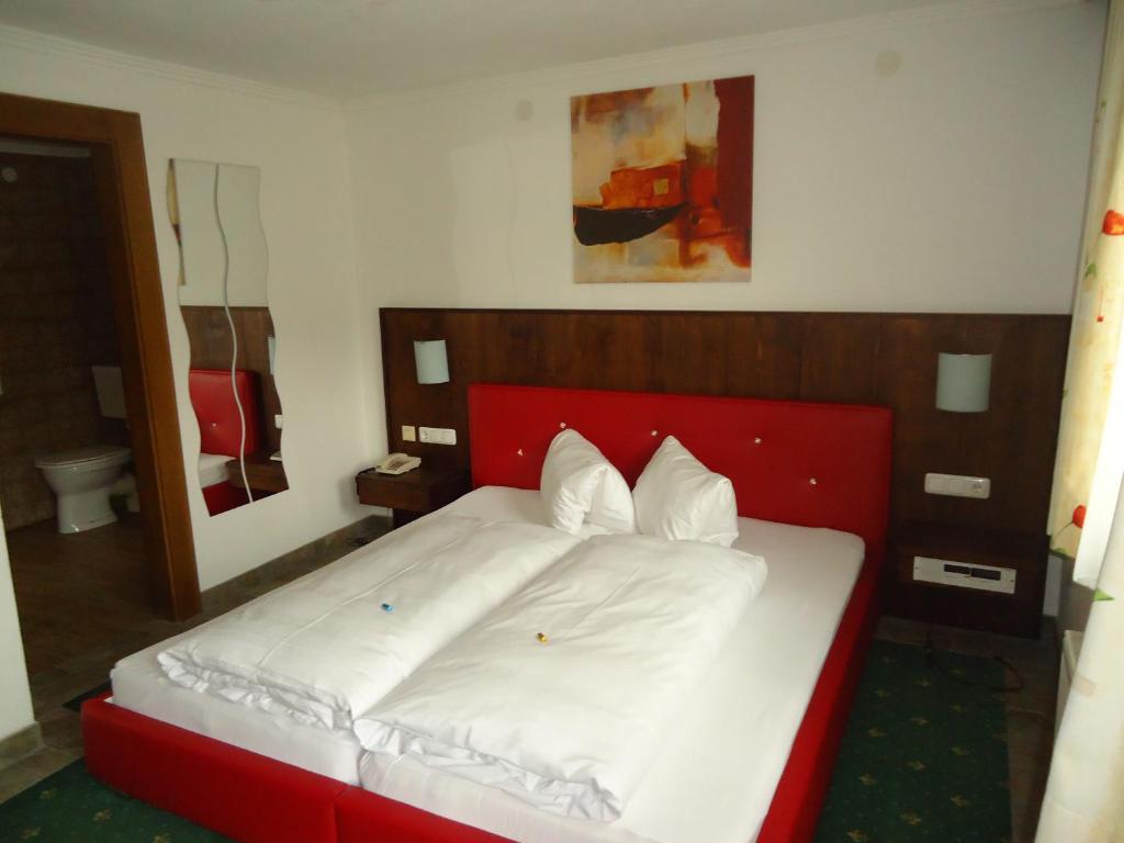 Hotel Dorfgasthof Schloesslstube Stuhlfelden Quarto foto